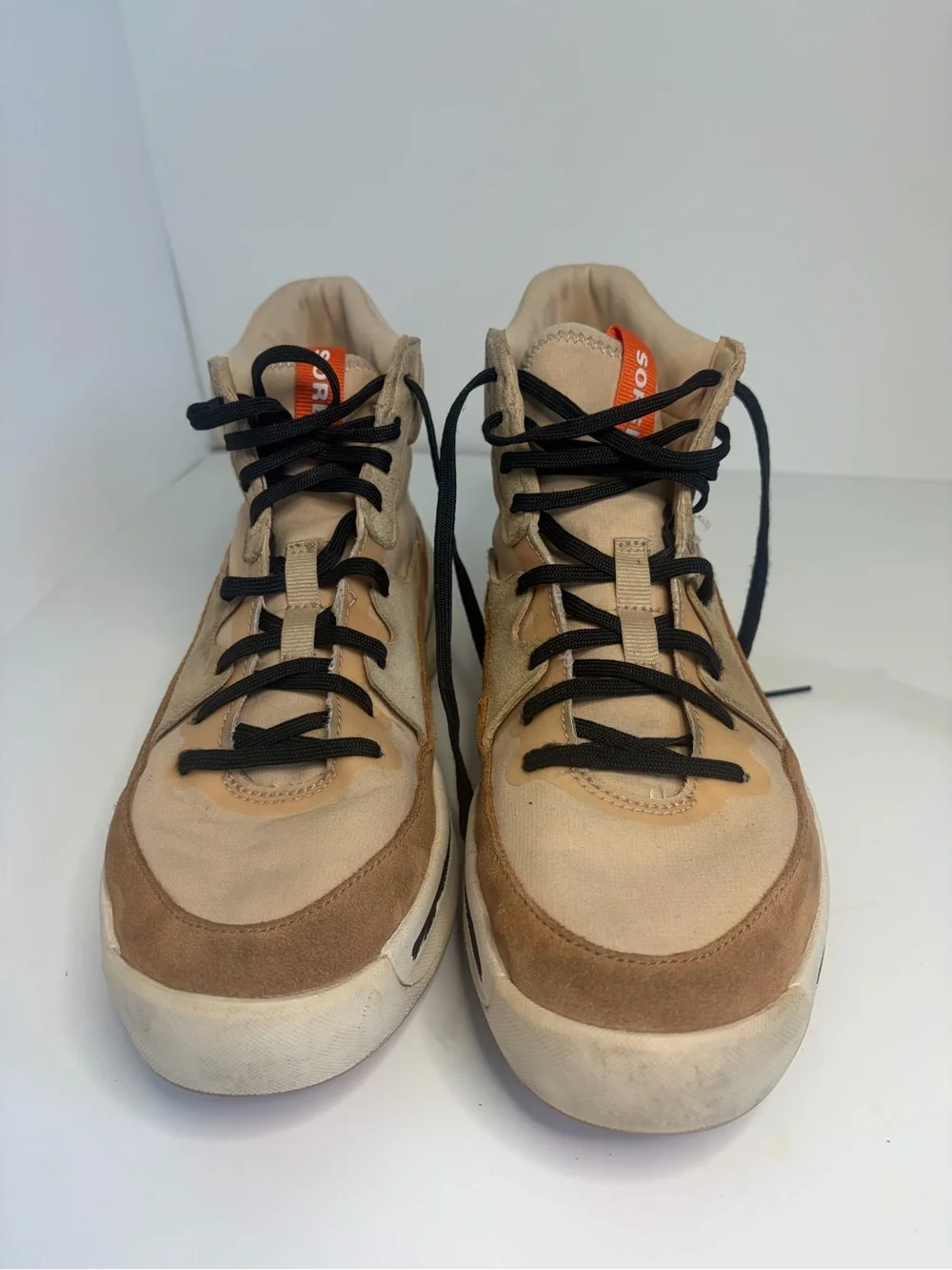 Sorel Women’s Beige & Brown Suede High-Top In N Out Sneaker Size 9
